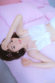 明星专题：何玲